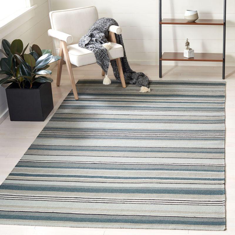 Striped Kilim STK601 Hand Loomed Area Rug  - Safavieh