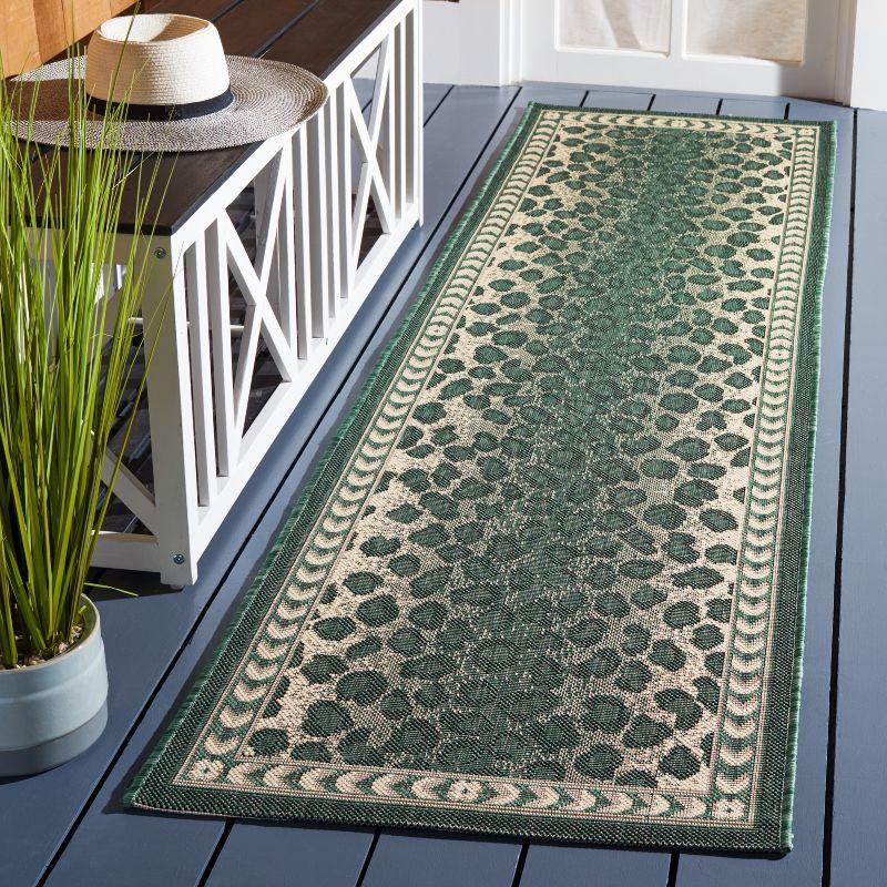 Courtyard CY6100 Power Loomed Indoor/Outdoor Area Rug  - Safavieh