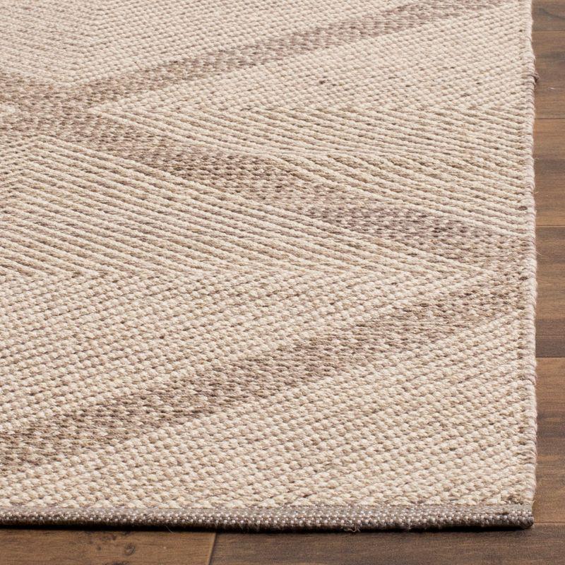 Montauk MTK821 Hand Woven Indoor Rug - Safavieh