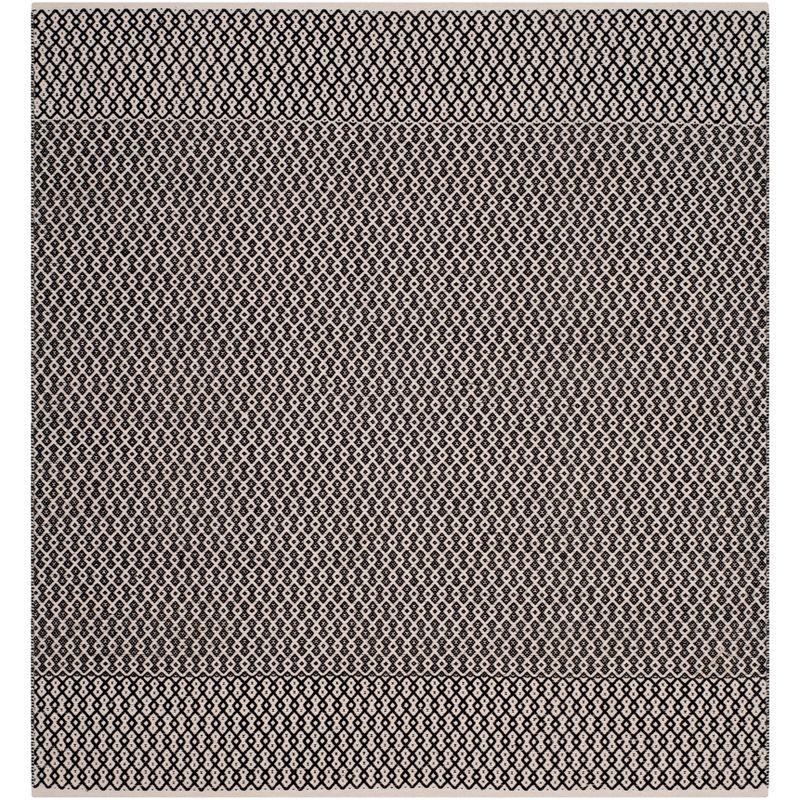 Montauk MTK339 Hand Woven Indoor Accent Rug - Ivory/Black - 4'x4' - Safavieh