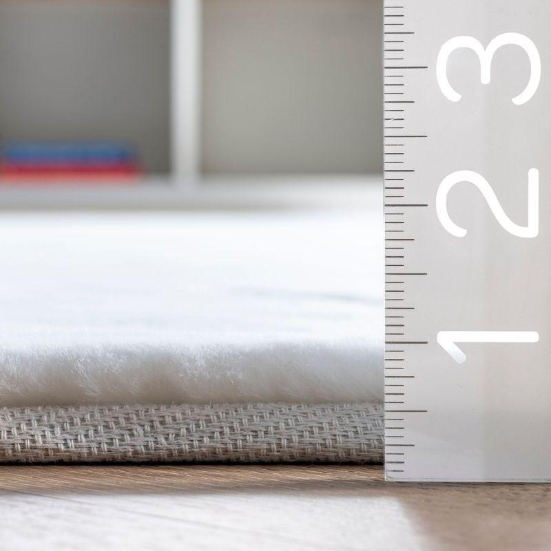 Nuloom Layne Solid 4x6 Indoor Area Rug for Living Room Bedroom Dining Room, White/Ivory