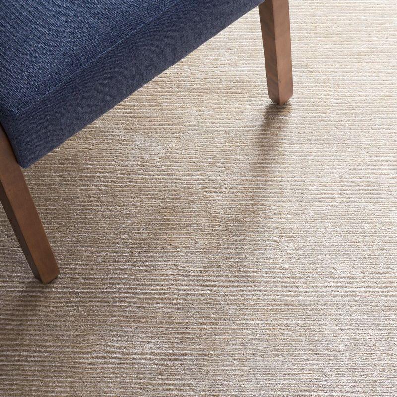Mirage MIR234 Hand Loomed Indoor Area Rug - Light Silver - 5'x8' - Safavieh.