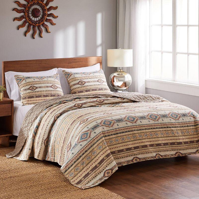 Greenland Home Fashions Phoenix Quilt & Sham Set