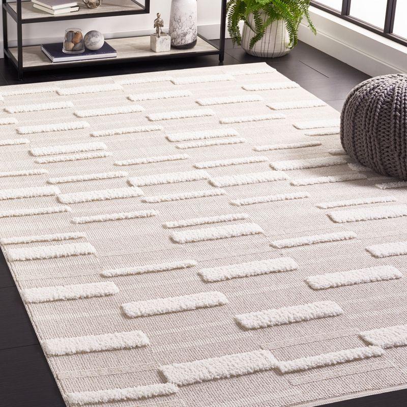 Trends TRD120 Power Loomed Area Rug - Beige/Ivory - 4'x6' - Safavieh.