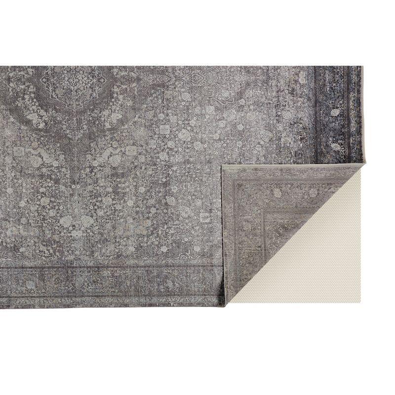 Sarrant Transitional Medallion Gray/Silver/Ivory Area Rug