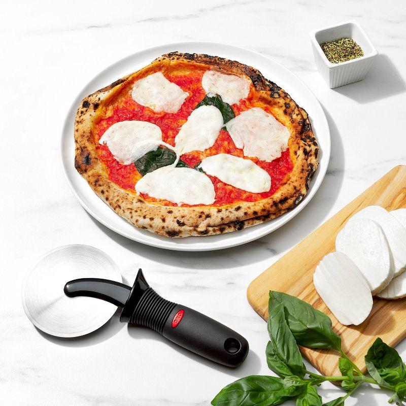 OXO Softworks Pizza Wheel: Stainless Steel Pizza Slicer & Roller, Dishwasher-Safe, Black Handle