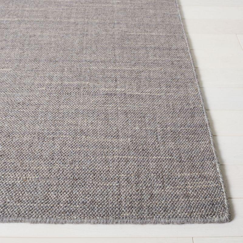 Kilim KLM125 Hand Woven Area Rug - Light Grey - 5'x8' - Safavieh