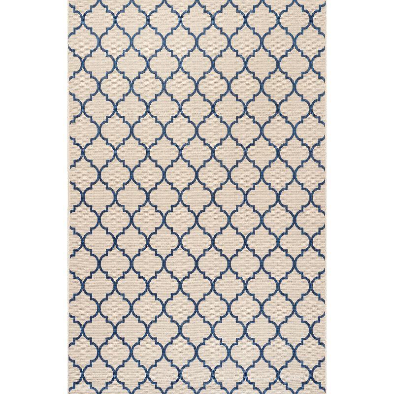 Arabesque Ogee Trellis Indoor/Outdoor  Area Rug  - JONATHAN Y