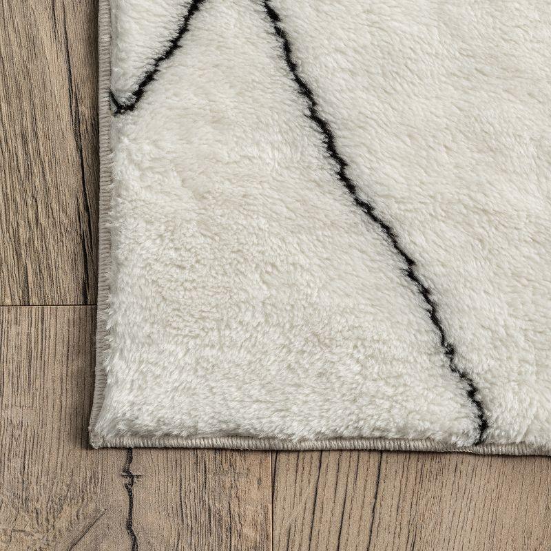 Sammie Abstract Black Shag Washable Area Rug, 5x8