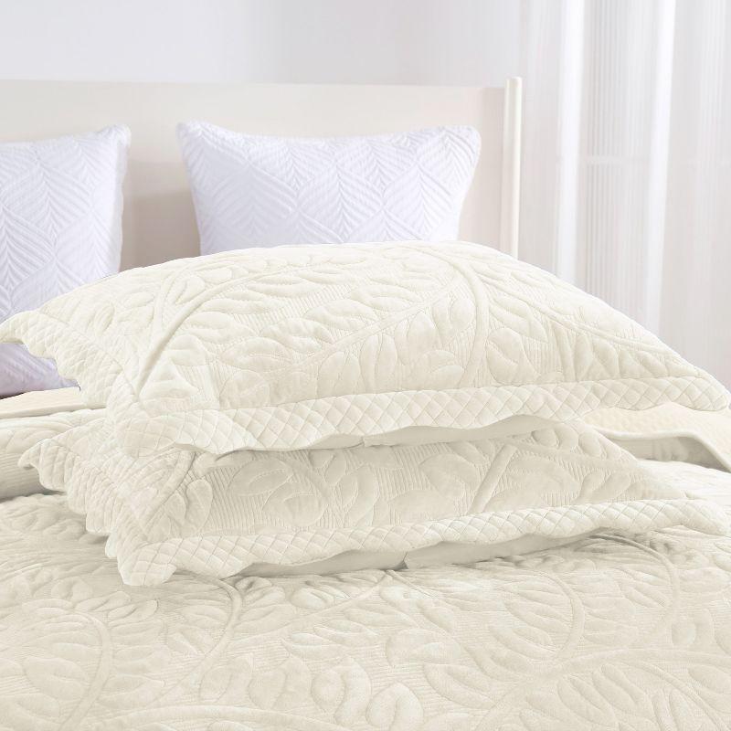 MarCielo Marcielo Oversized Embroidered Velvet Quilt Set With 2 Pillow Shams