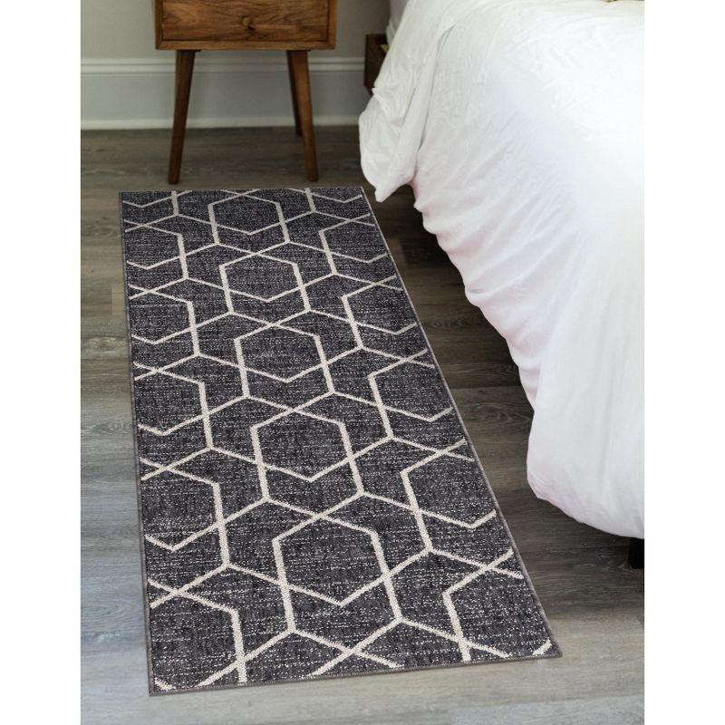 Charcoal Gray Trellis Synthetic Stain-Resistant Runner Rug