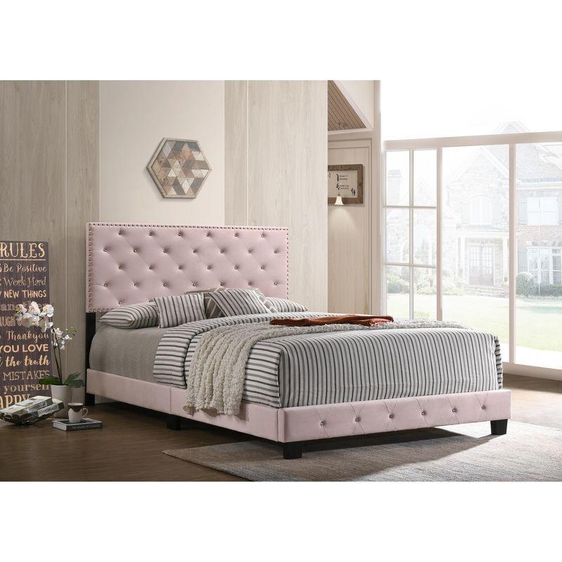 Passion Furniture Suffolk Queen Panel Bed