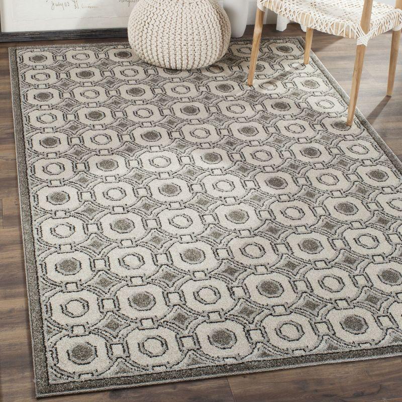 Amherst AMT431 Power Loomed Indoor Area Rug - Ivory/Grey - 7'x7' - Safavieh