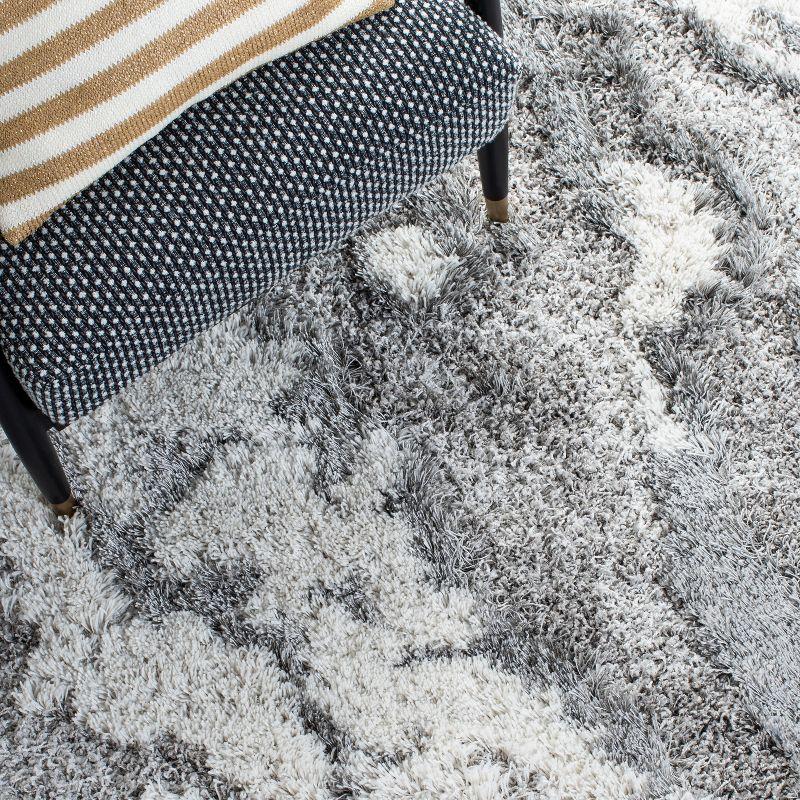 Luxurious Horizon Abstract Gray Shag Area Rug, 8' x 10'