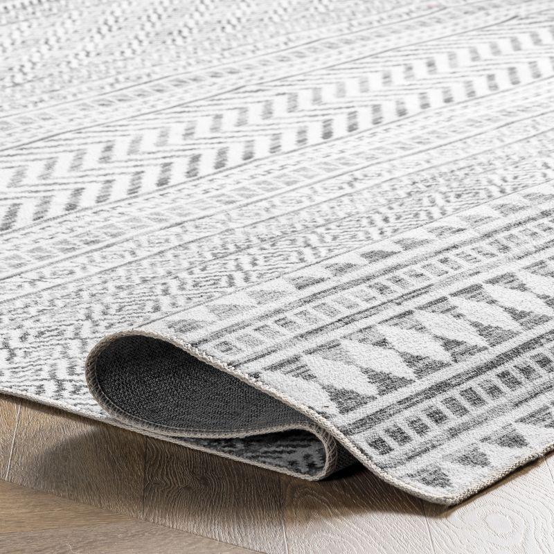 Nuloom Kira Pet Friendly Machine Washable Geometric Area Rug, 5' x 8', Grey