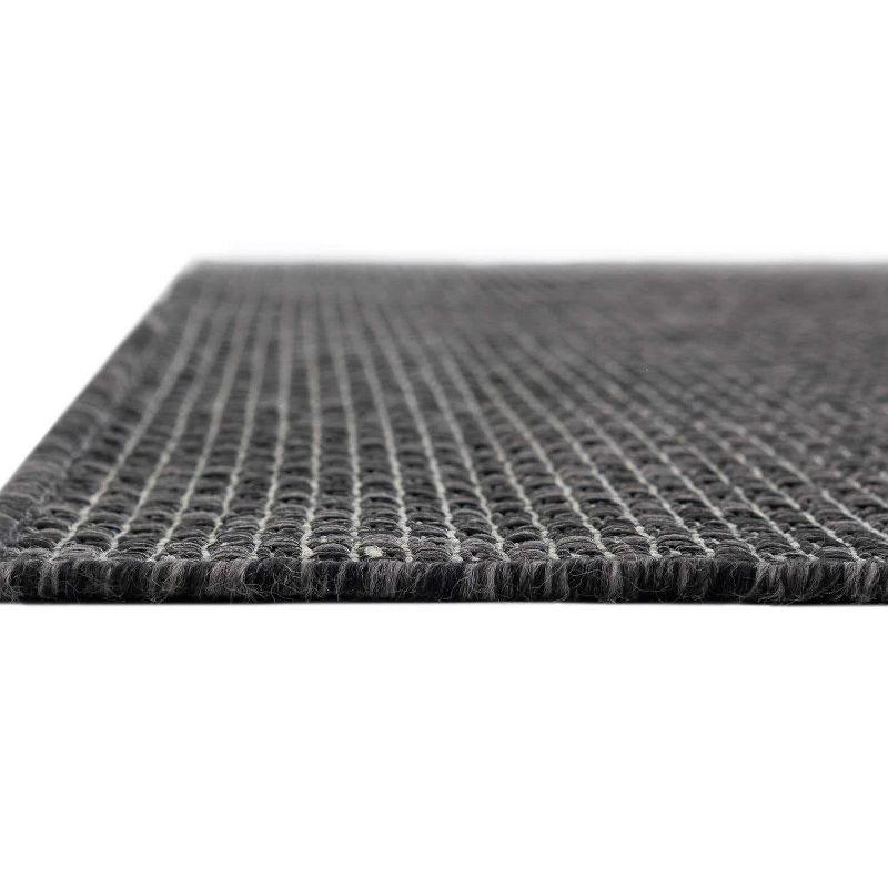 Unique Loom 5' 1 x 8' 0 Rectangle Indoor/Outdoor Solid Black Area Rug