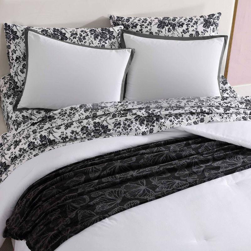 Betsey Johnson Betsey Johnson Signature Solid Reversible Comforter Set