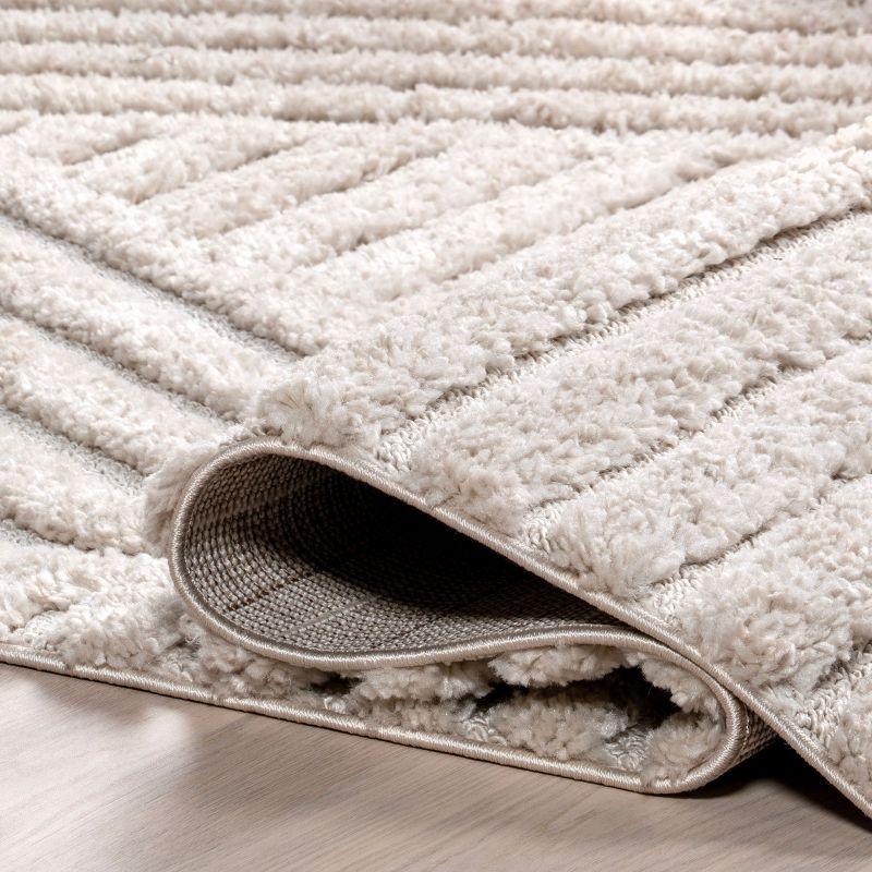 Nuloom Risette Solid 5x8 Shag Indoor Area Rug for Living Room Bedroom Dining Room Nursery, Beige