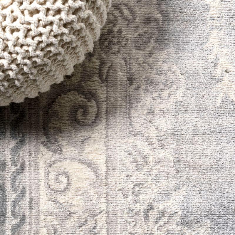 4'x6' Rosalia Cottage Medallion Area Rug, Ivory/Gray - JONATHAN Y