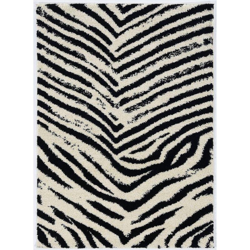 Ivory and Black 8' x 10' Shag Rug