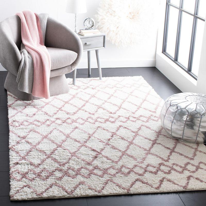 Berber Shag BER165 Power Loomed Indoor Area Rug - Ivory/Light Rose - 4'x6' - Safavieh