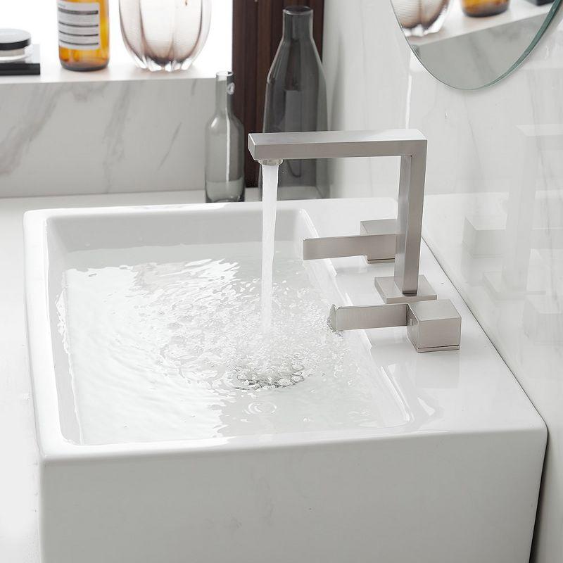 Widespread Single-handle Bathroom Faucet with Drain Assembly