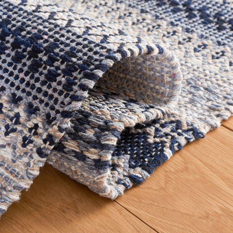 Kilim KLM475 Hand Woven Runner Rug - Grey/Black - 2'3"x9' - Safavieh.