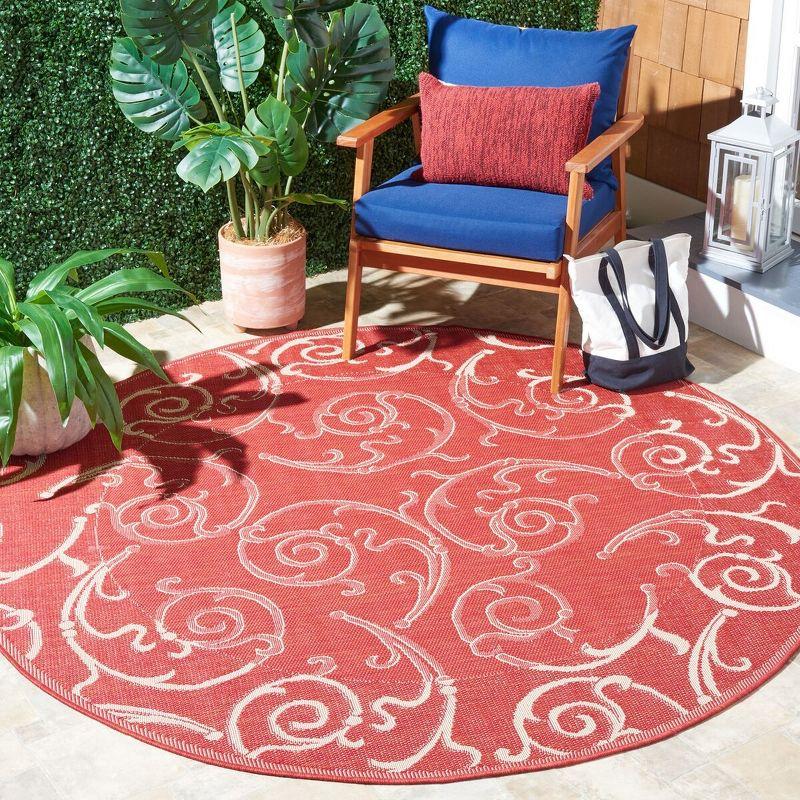 Courtyard CY2665 Power Loomed Indoor and Outdoor Area Rug - Red/Natural - 6'7" Round - Safavieh