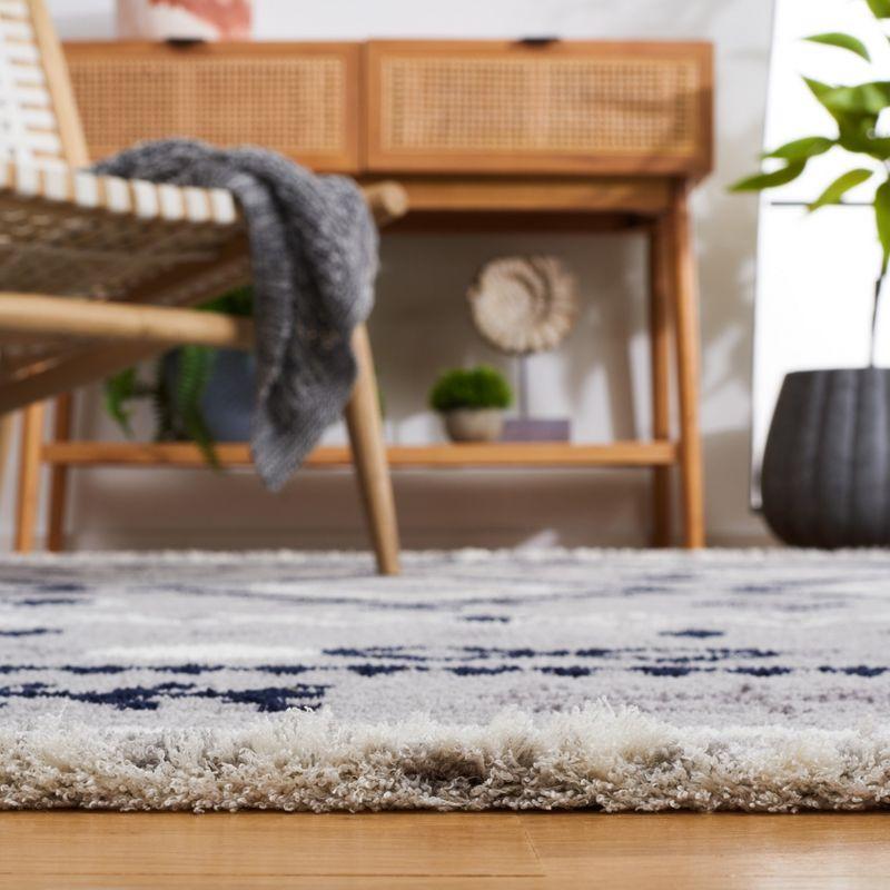 Marrakesh MRK606 Power Loomed Area Rug - Gray/Navy - 4'x6' - Safavieh.