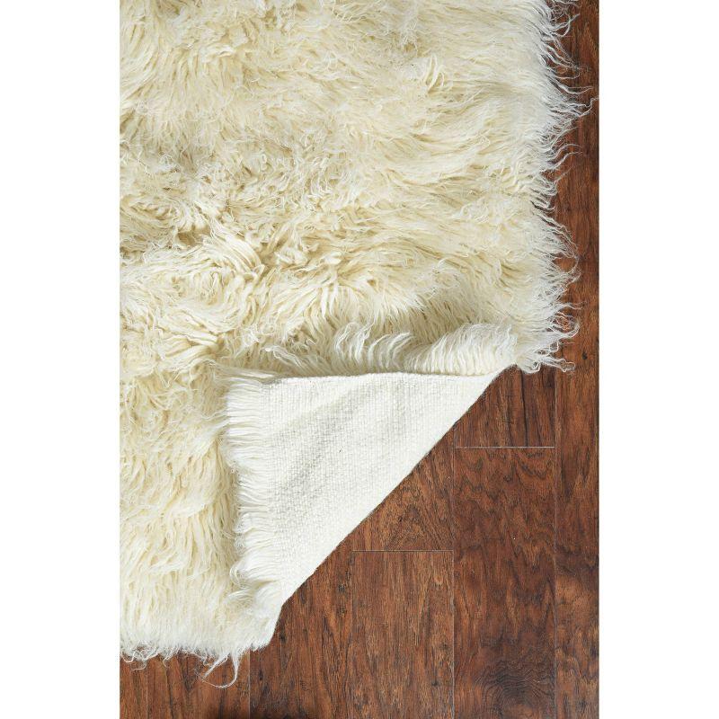 Natural 6' x 9' Handmade Wool Flokati Rug