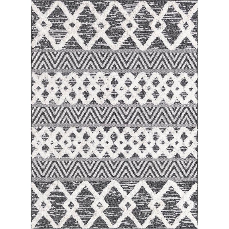 Casa Black and Ivory Geometric Cotton 4'5" x 6' Area Rug