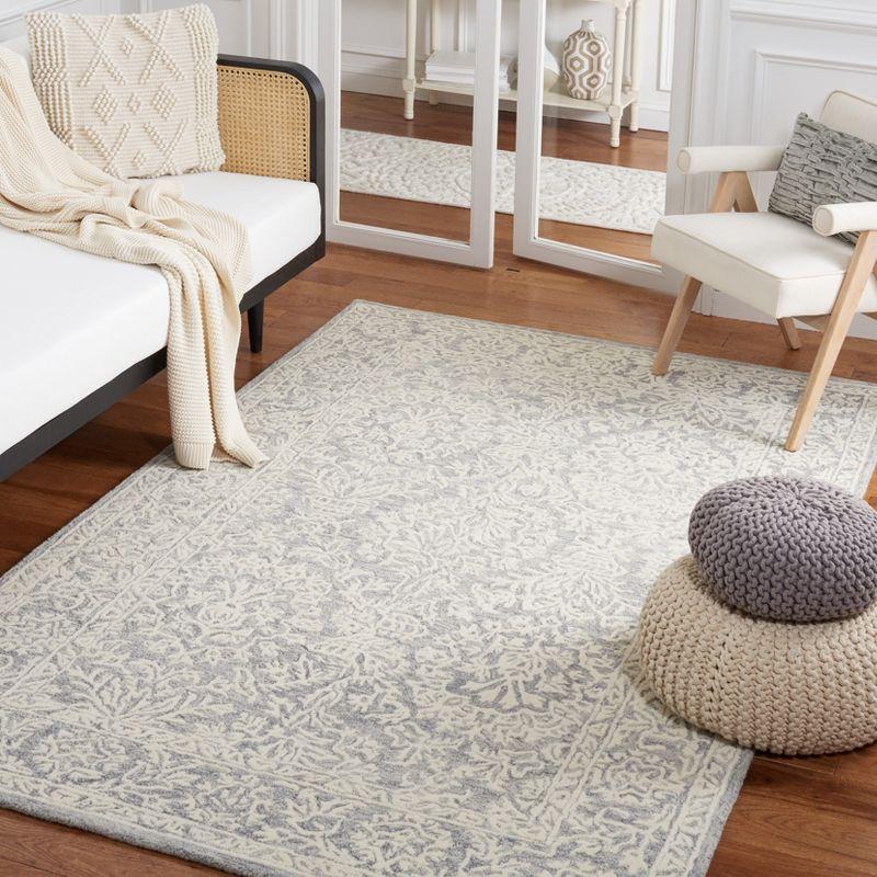 Metro MET864 Hand Tufted Area Rug  - Safavieh