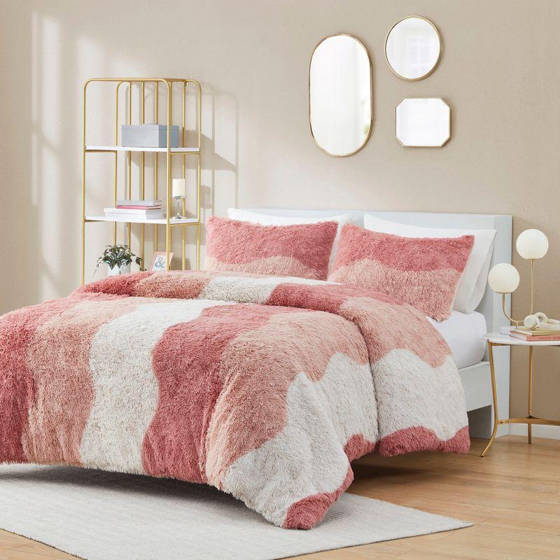 Intelligent Design Ombre Shaggy Faux Fur Comforter Set