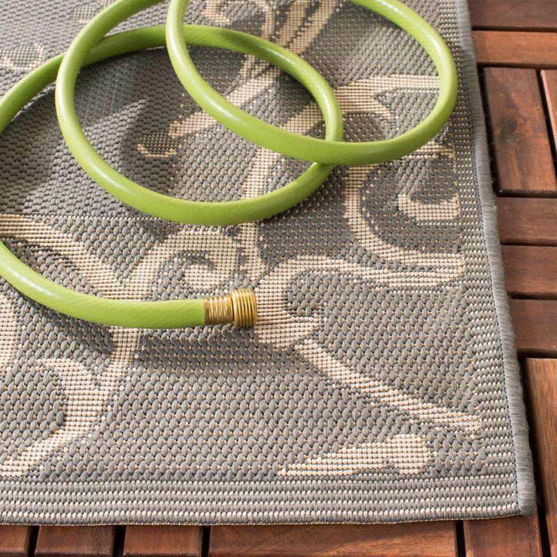 Gray Synthetic Flat-Woven 27" Reversible Indoor/Outdoor Rug