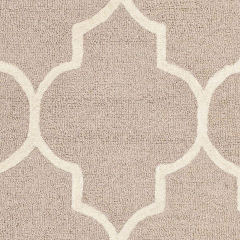 Cambridge CAM134 Tufted Indoor Area Rug - Beige/Ivory - 4'x6' - Safavieh