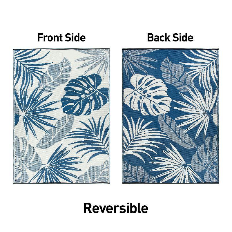 World Rug Gallery Tropical Floral Leaf Reversible Recycled Plastic Outdoor Rugs