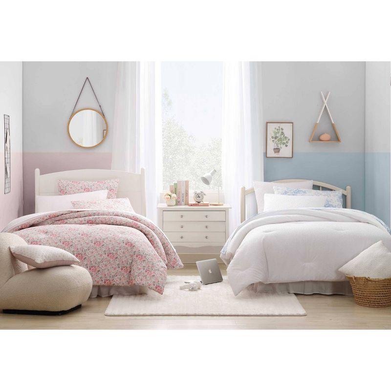 Laura Ashley Quartet Pink Reversible Easy Care Dorm Bonus Bed Set