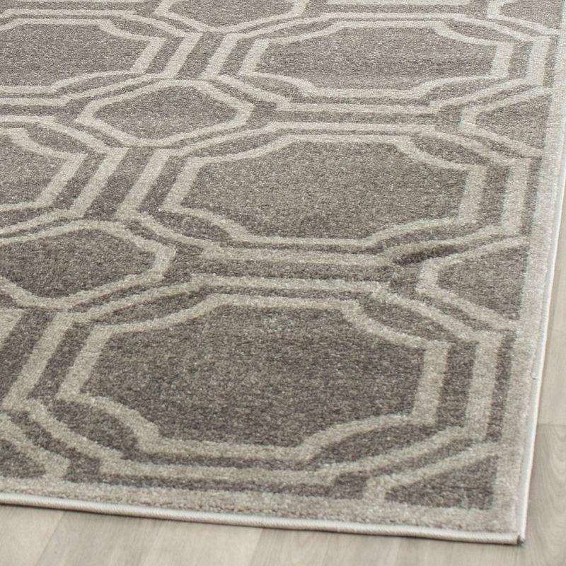 Amherst AMT411 Power Loomed Area Rug - Grey/Light Grey - 7'x7' - Safavieh.