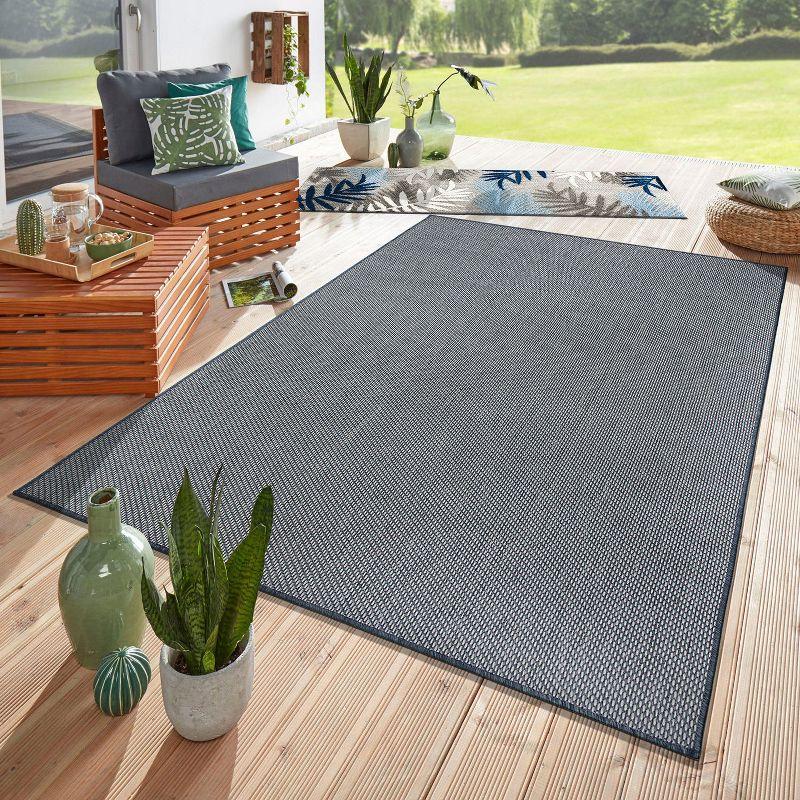 Modern Blue 5' x 7' Synthetic Flat Woven Indoor/Outdoor Rug