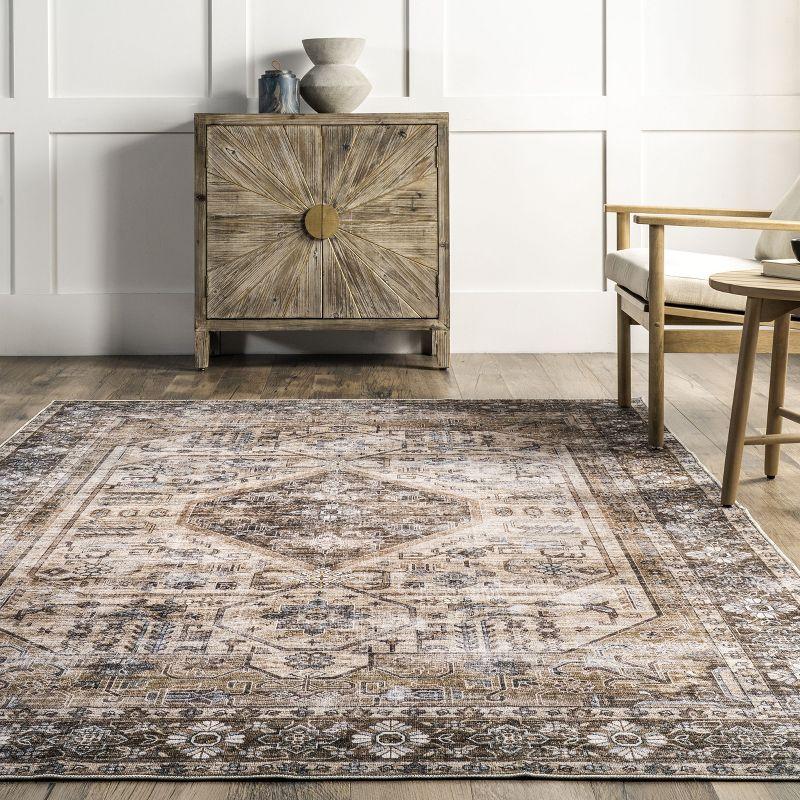 nuLOOM Devin Machine Washable Vintage Medallion Area Rug