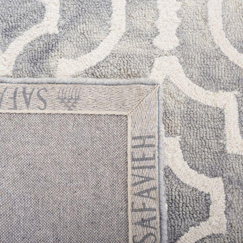 Dip Dye DDY538 Hand Tufted Indoor Accent Rug - Grey/Ivory - 2'x3' - Safavieh