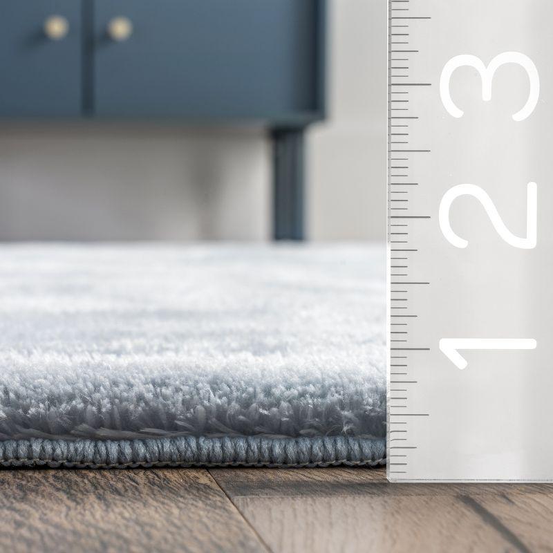 Nuloom Loni Cozy Plush Solid Pet Friendly Premium Machine Washable Shag Area Rug, Round 4', Light Blue