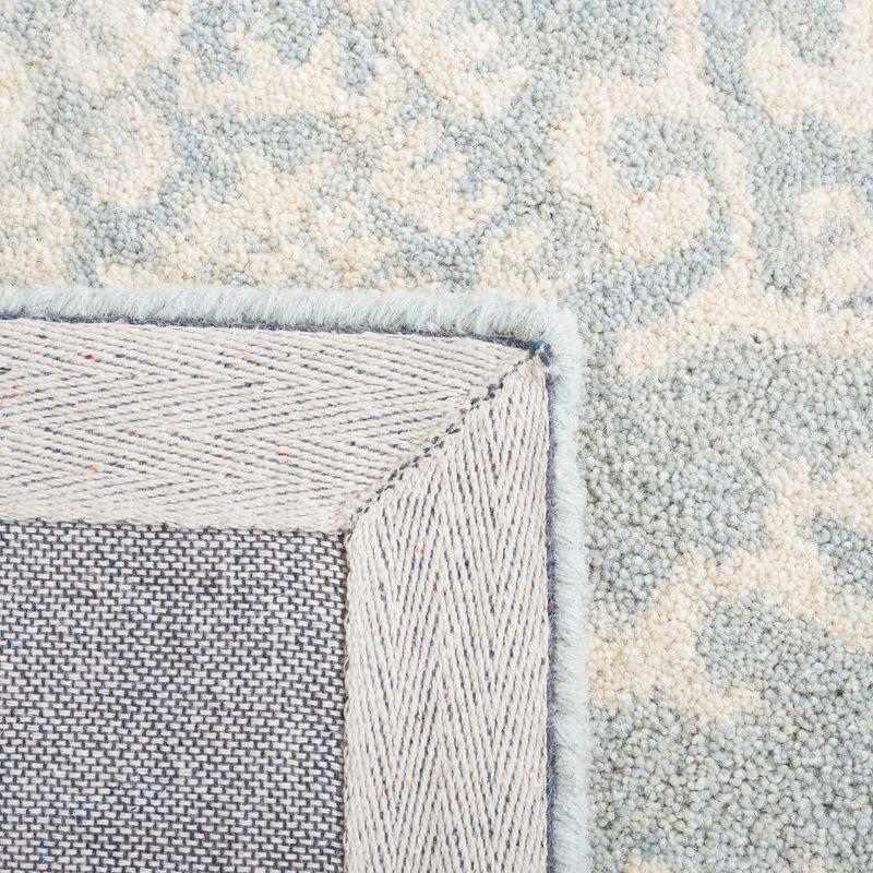 Antiquity AT860 Hand Tufted Indoor Area Rug - Light Blue/Ivory - 4'x6' - Safavieh