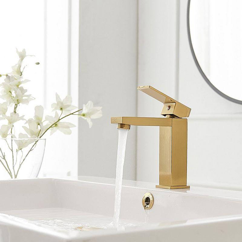 Single-Hole Single-handle Bathroom Faucet