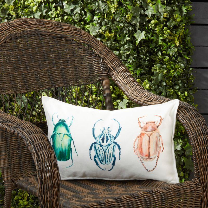 Insectes Collection Throw Pillow