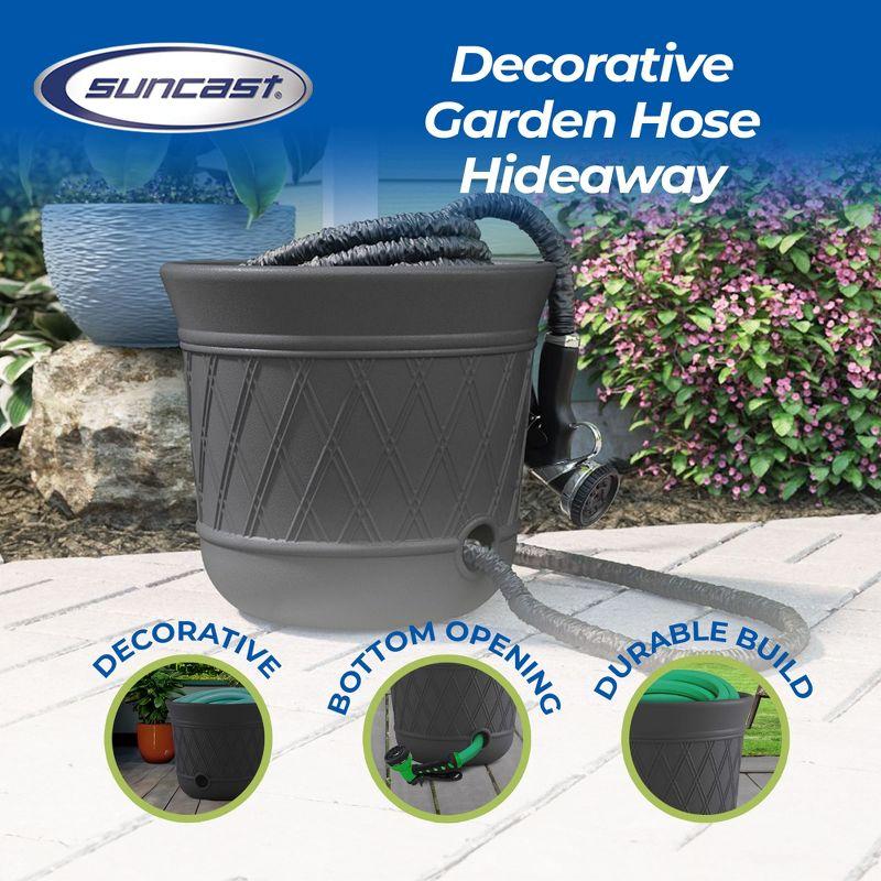 Suncast Plastic Stand Hose Pot