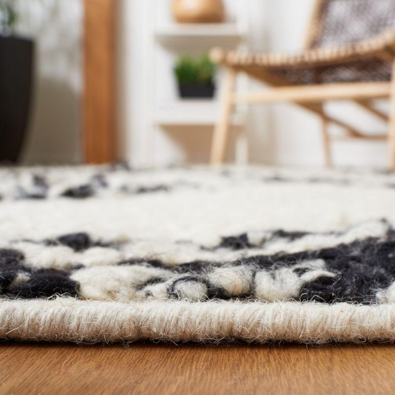 Manhattan 8' x 10' Black and Ivory Wool Shag Rug