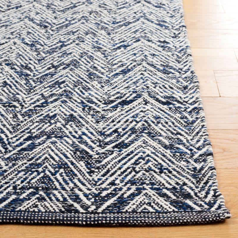 Navy and White Handmade Wool Chevron Area Rug, 5' x 8'