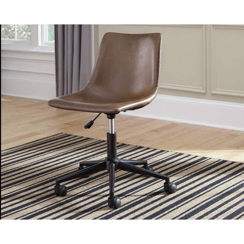 Task Chair