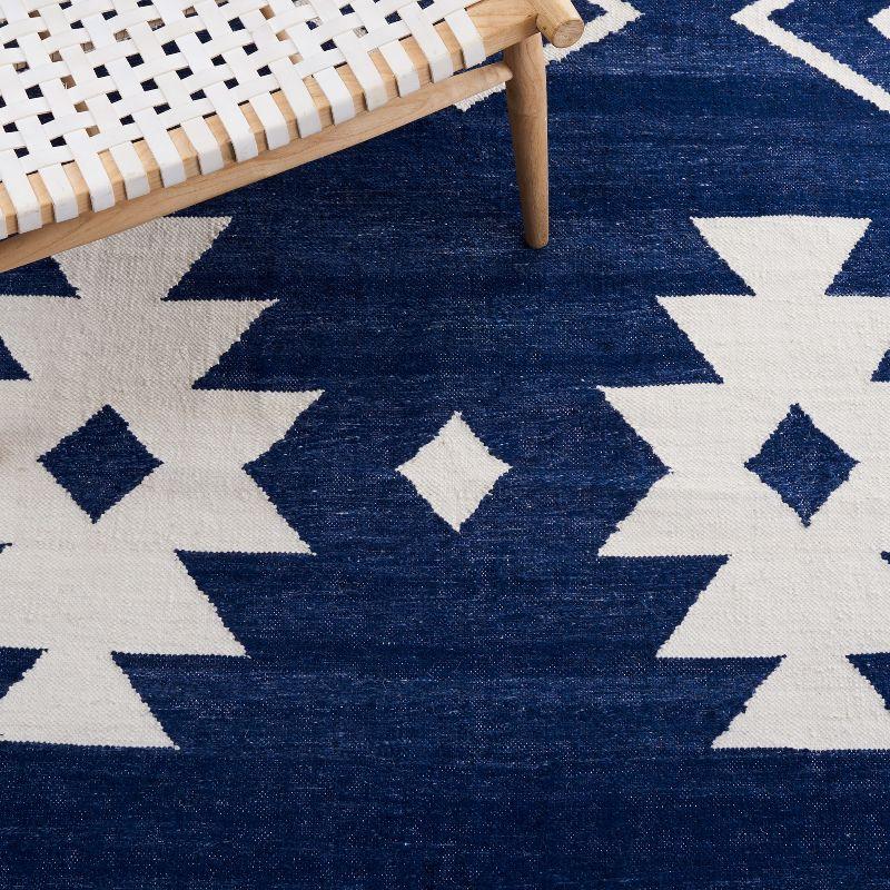 Kilim With Fringes KLM764 Flat weave Area Rug - Navy/Ivory - 5'x8' - Safavieh